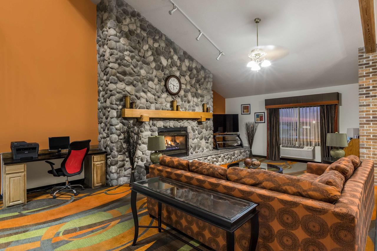 Ramada By Wyndham Platte City Kci Airport Eksteriør bilde